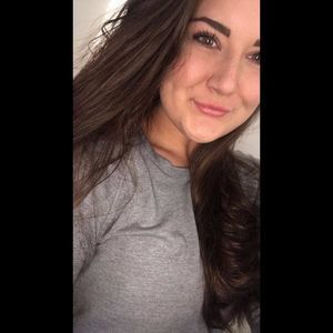 Meet your Posher, Brittnie